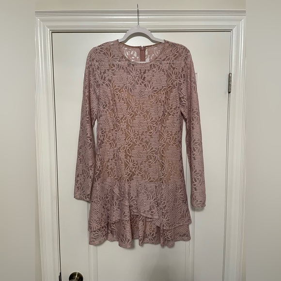 BCBG Max Azria Lysa Flounce Asymmetrical Dress - NEW with Tag Size 8 Lav… - Picture 2 of 9